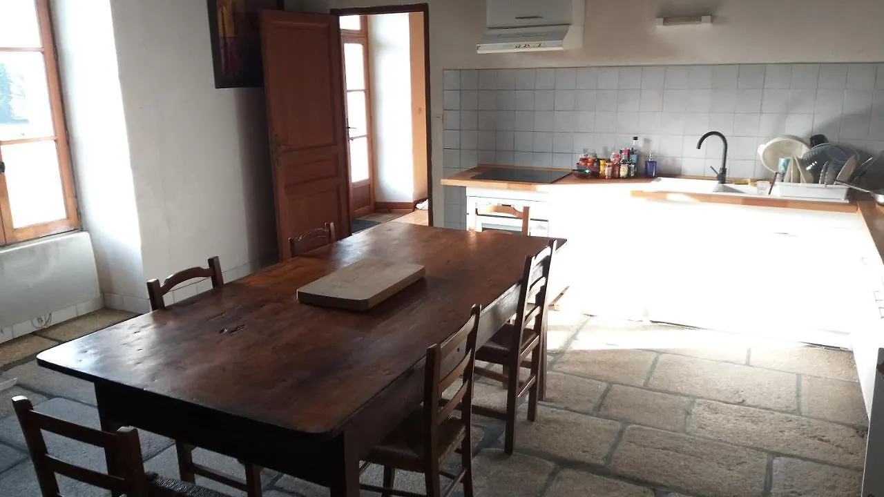 Maison de maître en granit avec 6 chambres à proximité de Vannes Morbihan Treffléan
