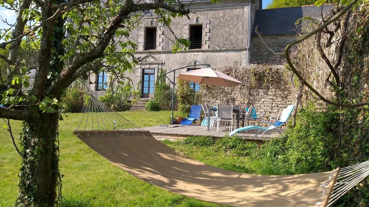 Maison de maître en granit avec 6 chambres à proximité de Vannes Morbihan Treffléan France