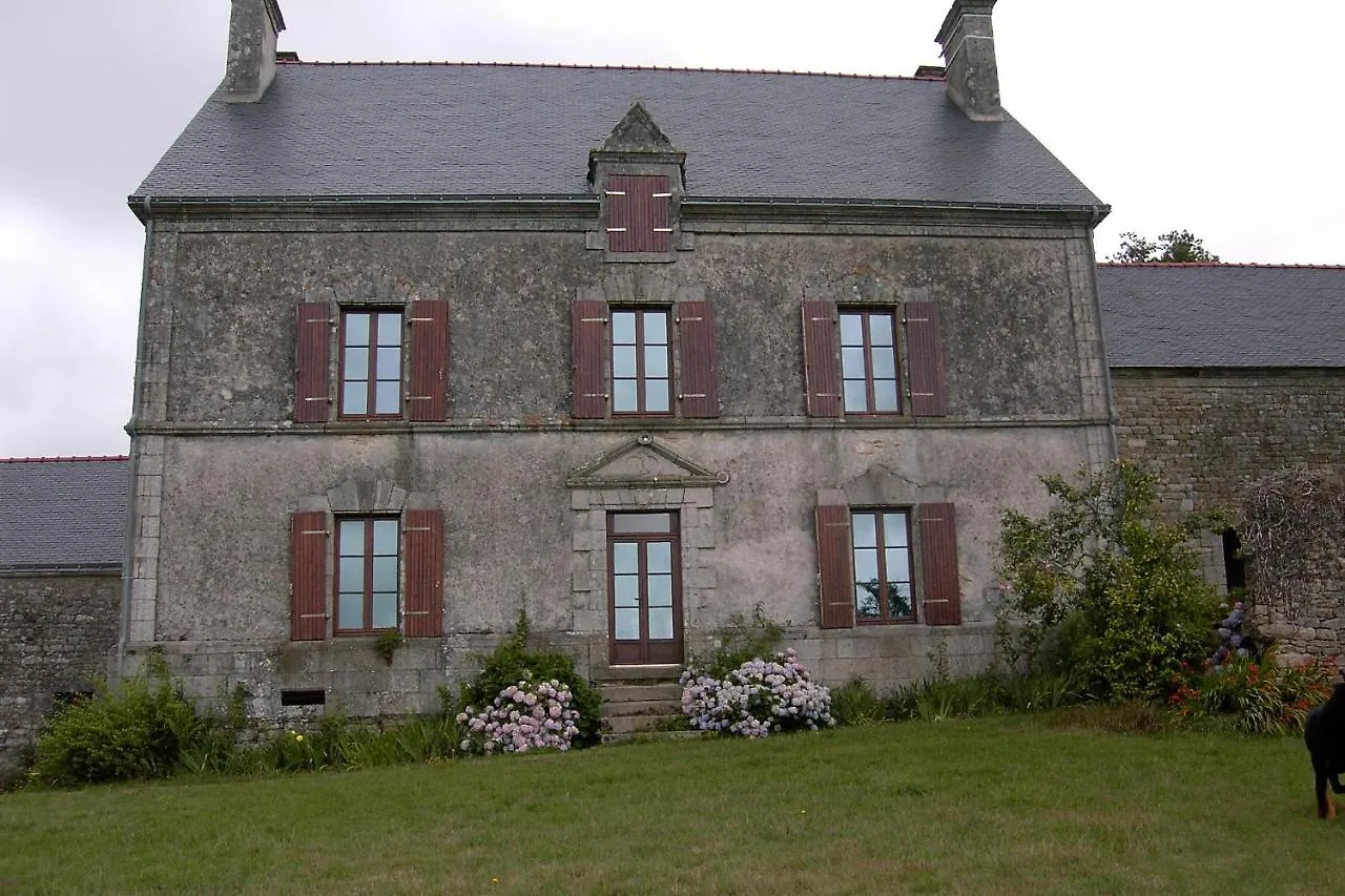 Hébergement de vacances Maison de maître en granit avec 6 chambres à proximité de Vannes Morbihan Treffléan